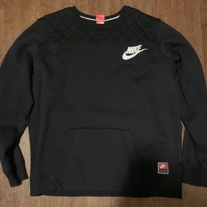 Nike sweatshirt